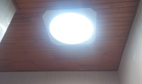 Puits velux dans grenier